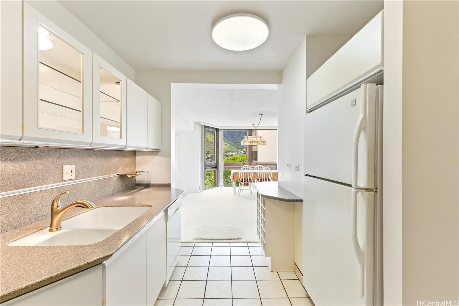 Mauna Luan condo # 2-9A, Honolulu, Hawaii - photo 11 of 25