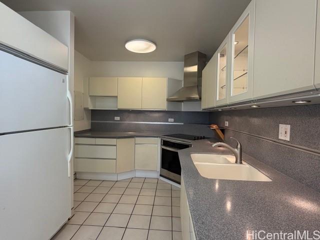 531 Hahaione St Honolulu - Rental - photo 7 of 13