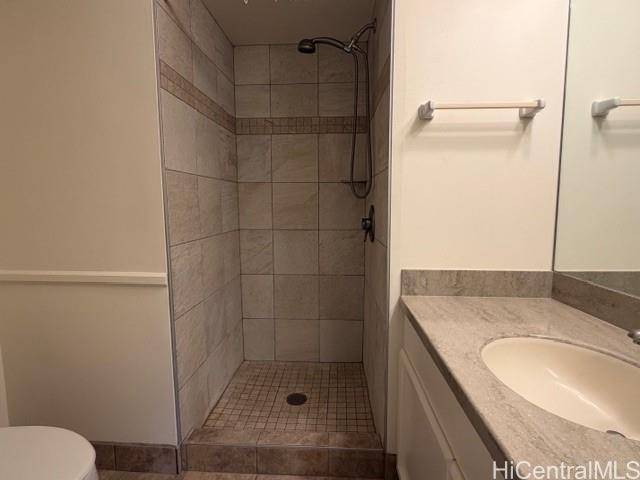 531 Hahaione St Honolulu - Rental - photo 10 of 13