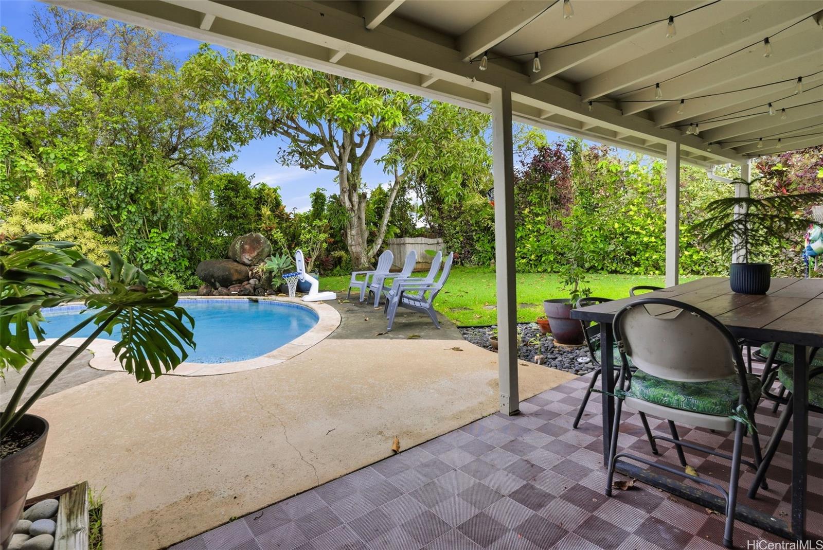 531  Kaiemi Street Koolaupoko, Kailua home - photo 13 of 22