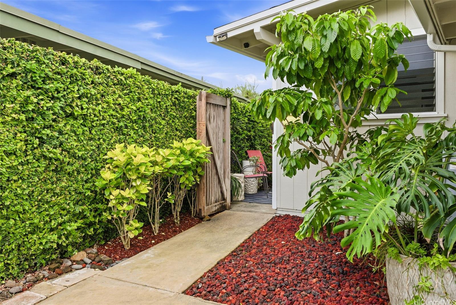 531  Kaiemi Street Koolaupoko, Kailua home - photo 14 of 22