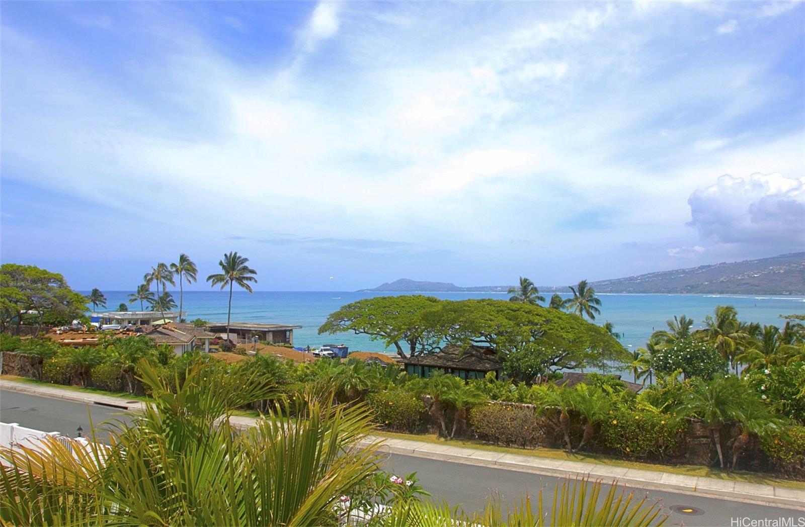 532  Portlock Road Portlock, Hawaii Kai home - photo 4 of 25