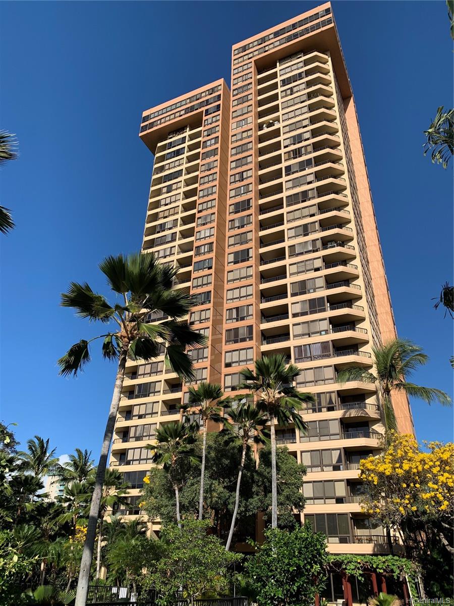 Plaza Landmark 1001, 5333 Likini Street, Honolulu Salt Lake condo Sold