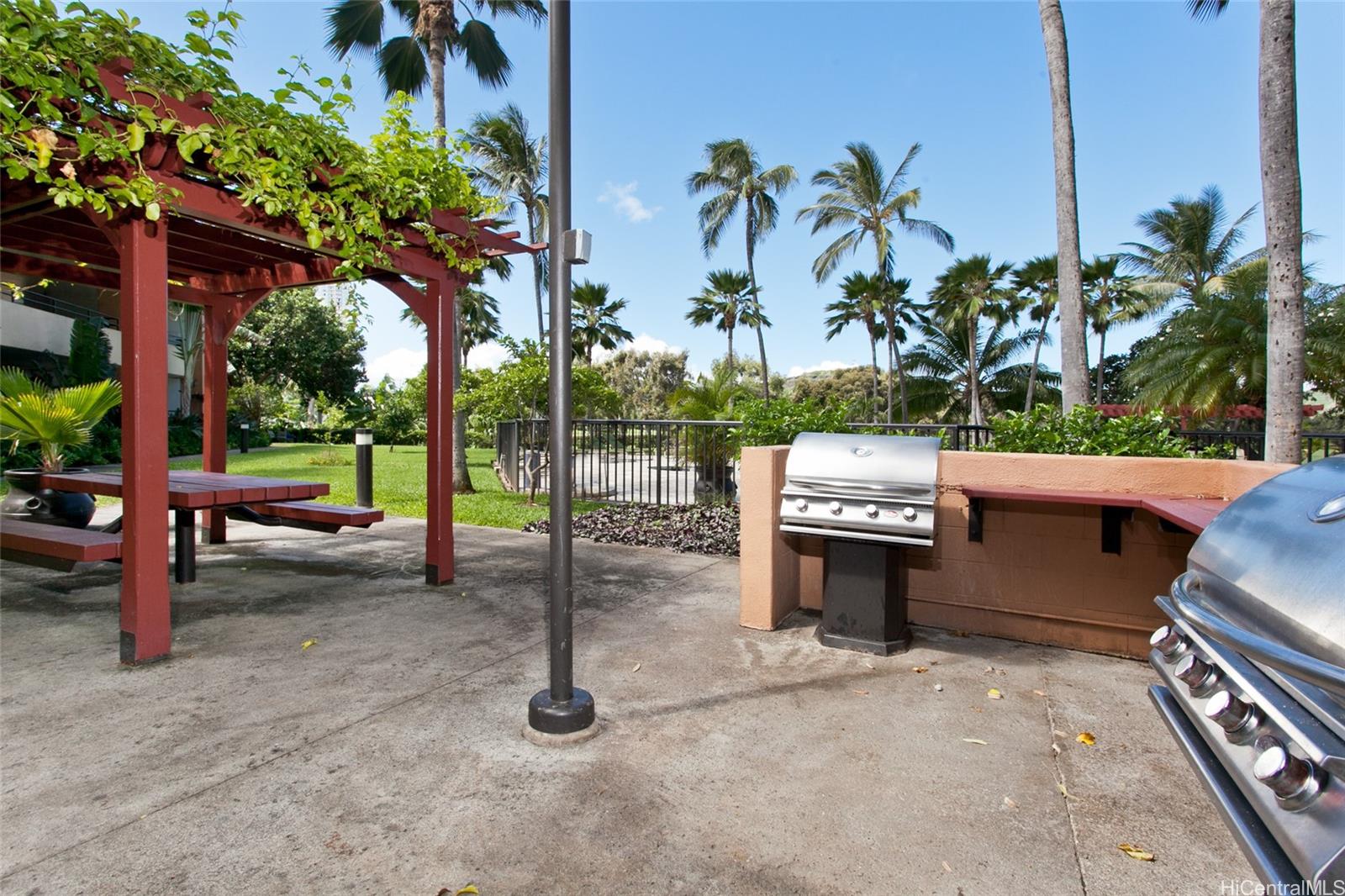 Plaza Landmark condo # 110, Honolulu, Hawaii - photo 22 of 23