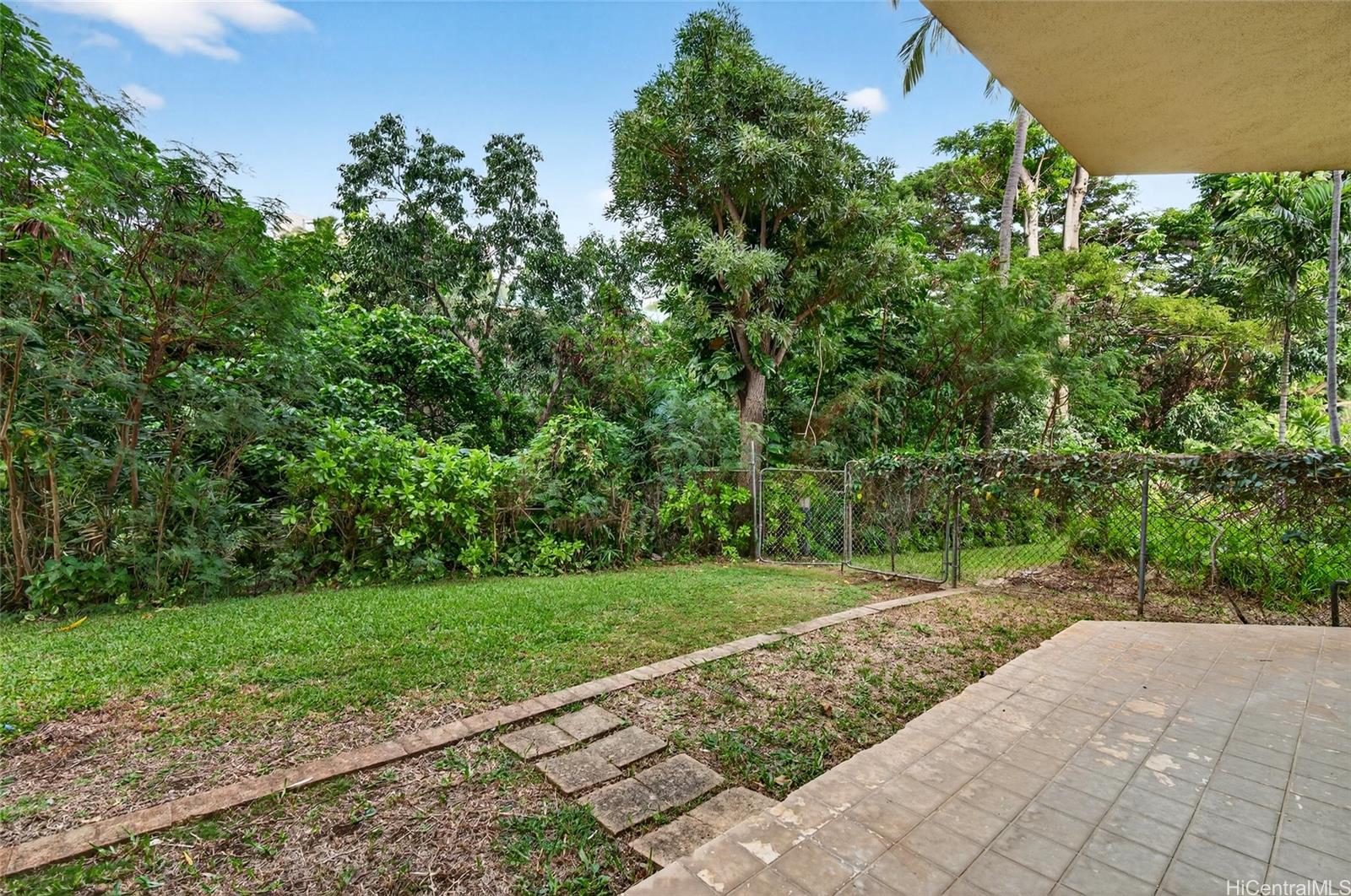 Plaza Landmark condo # 110, Honolulu, Hawaii - photo 17 of 25