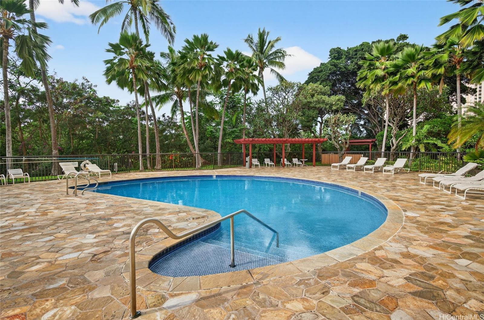 Plaza Landmark condo # 110, Honolulu, Hawaii - photo 21 of 25