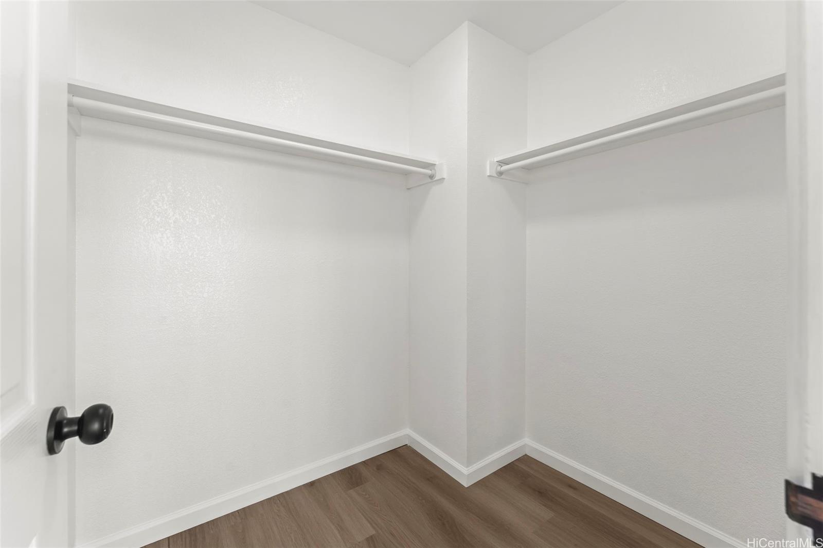 Plaza Landmark condo # 1105, Honolulu, Hawaii - photo 16 of 25