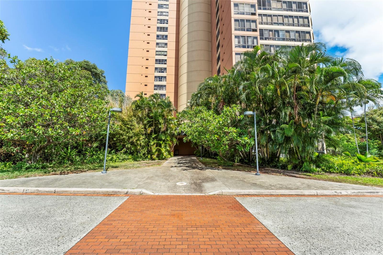 Plaza Landmark condo # 1105, Honolulu, Hawaii - photo 18 of 25