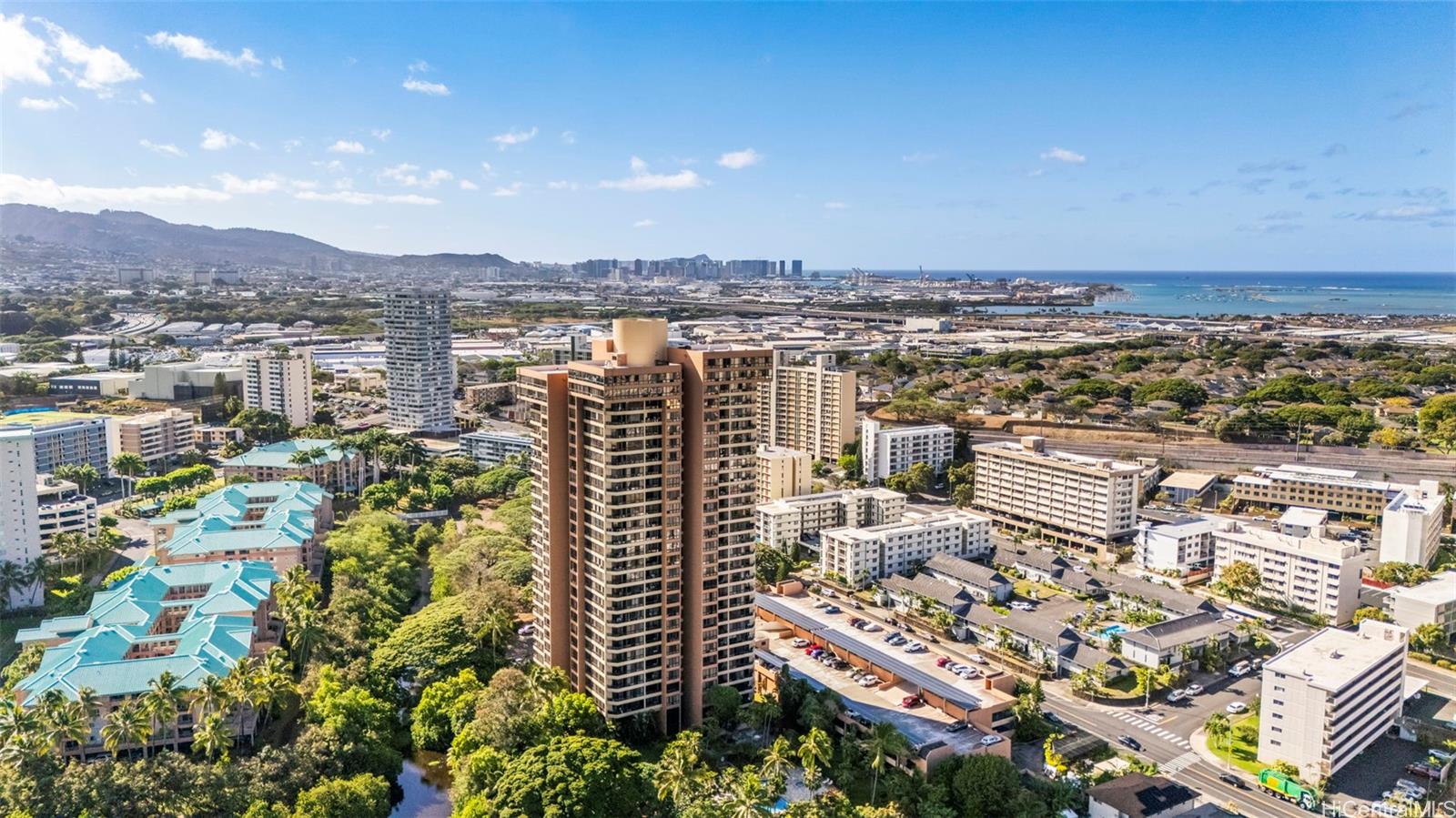 Plaza Landmark condo # 1105, Honolulu, Hawaii - photo 21 of 25