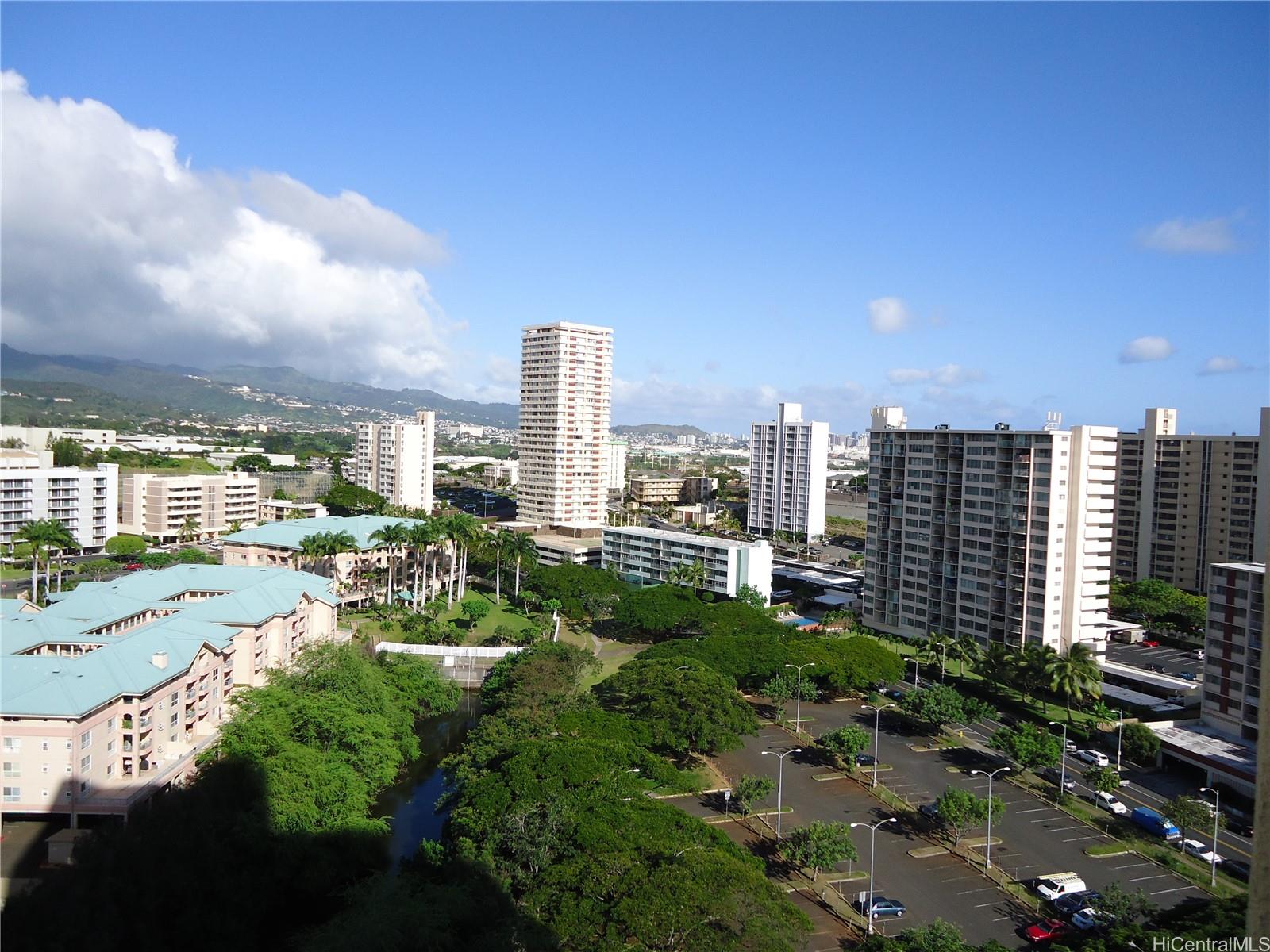 5333 Likini Street Honolulu - Rental - photo 10 of 25