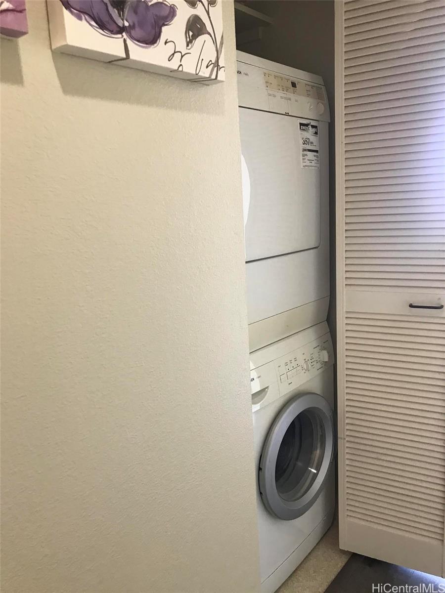 5333 Likini St Honolulu - Rental - photo 6 of 15