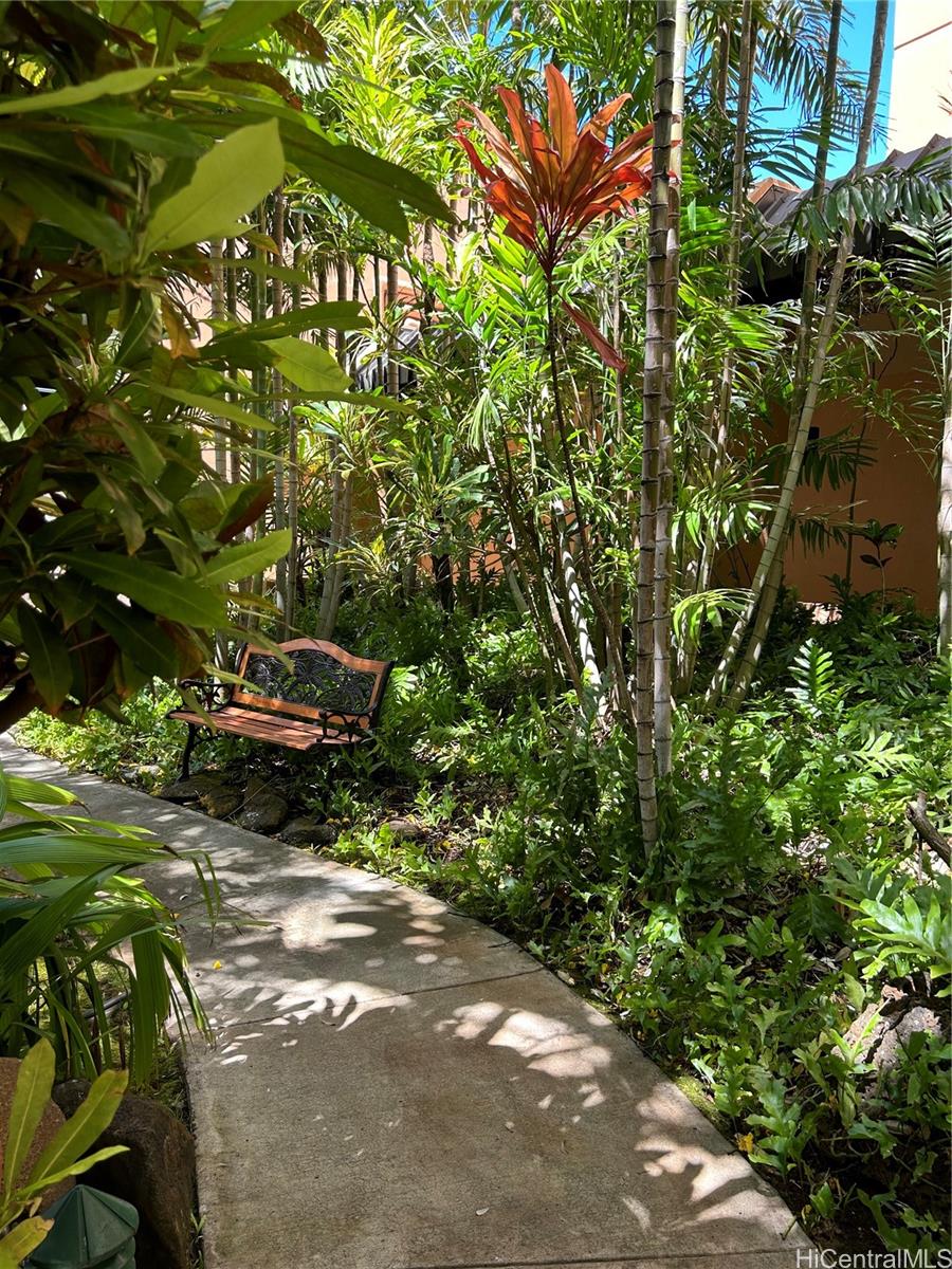 Plaza Landmark condo # 2109, Honolulu, Hawaii - photo 12 of 16