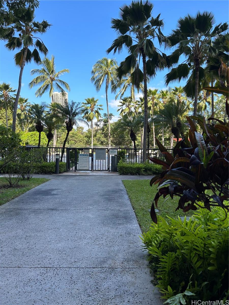 Plaza Landmark condo # 2109, Honolulu, Hawaii - photo 13 of 16