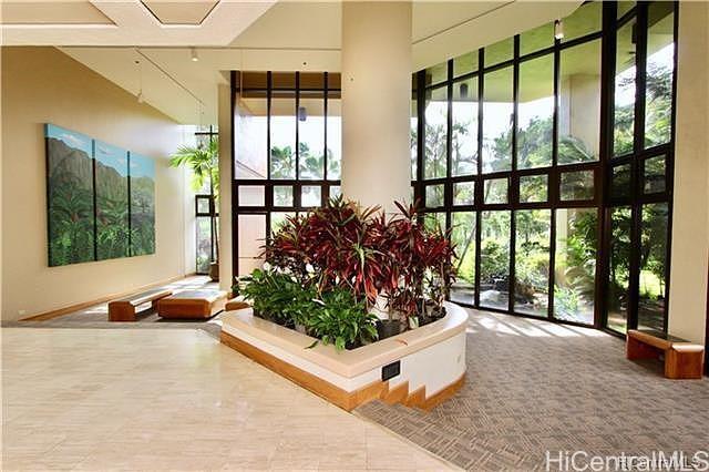 5333 Likini St Honolulu - Rental - photo 3 of 21