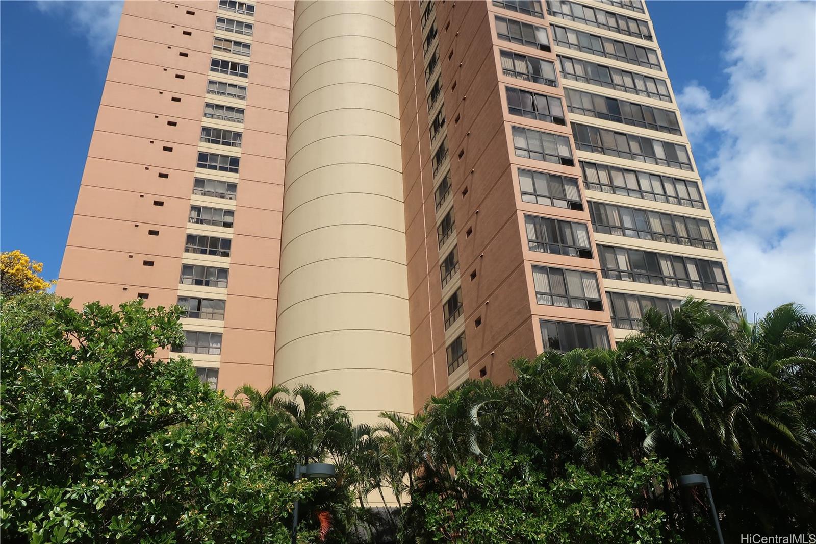 Plaza Landmark condo # 2408, Honolulu, Hawaii - photo 19 of 20