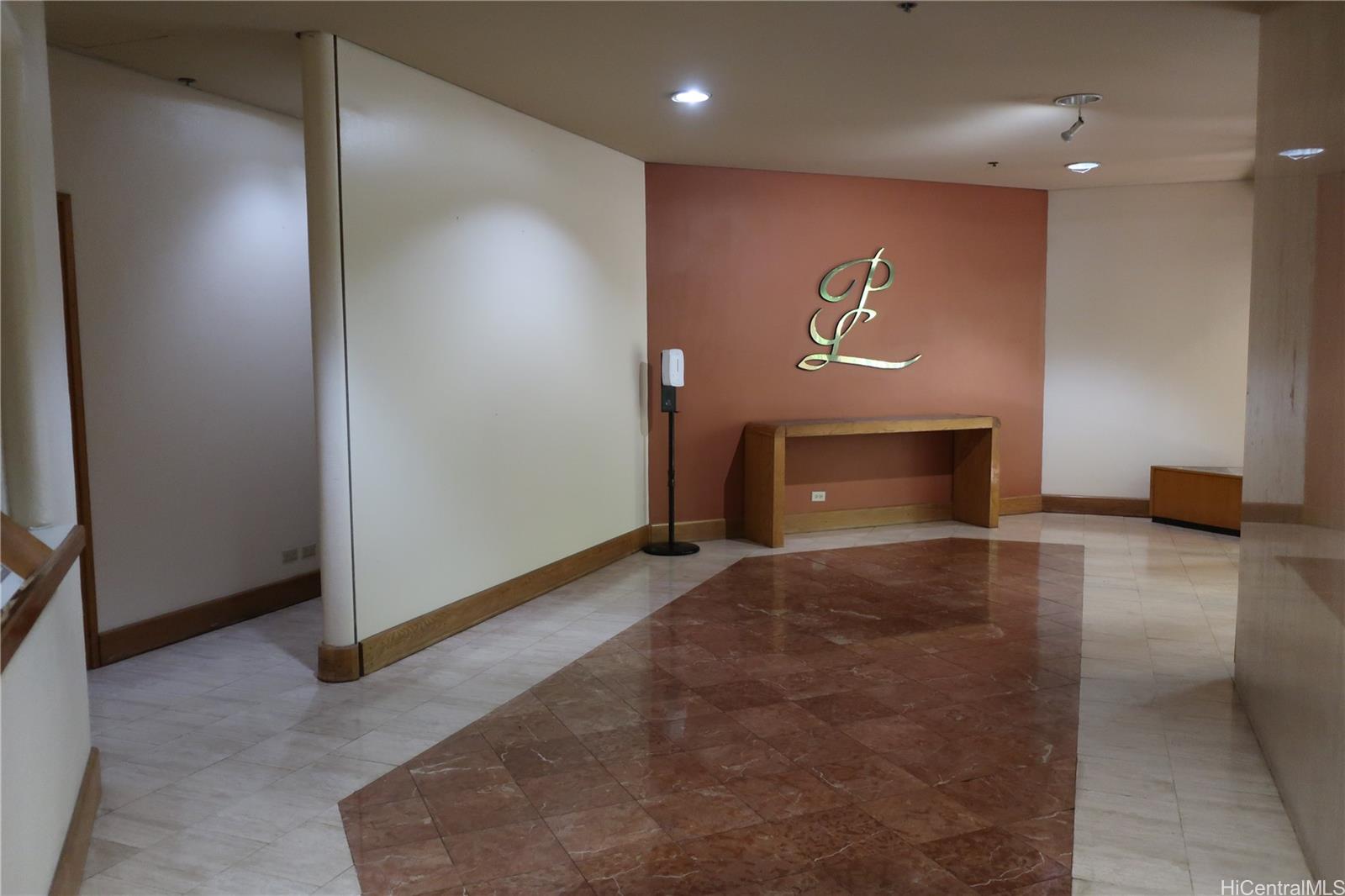 Plaza Landmark condo # 2408, Honolulu, Hawaii - photo 5 of 20