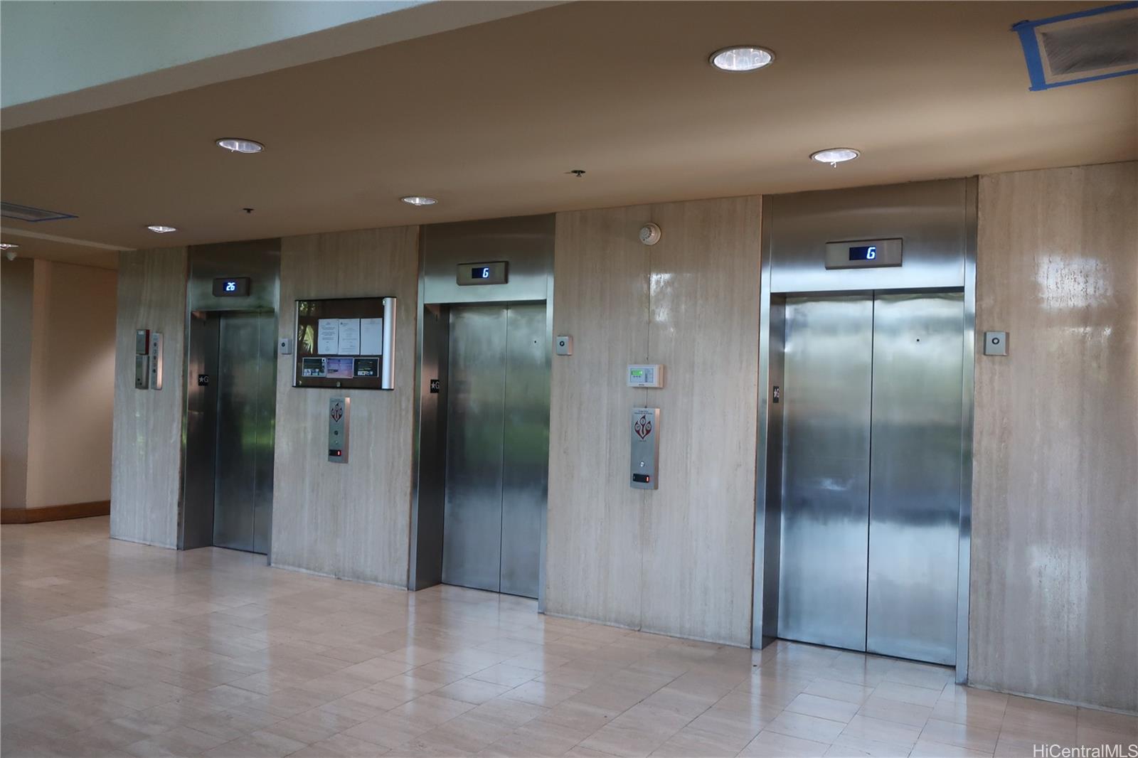 Plaza Landmark condo # 2408, Honolulu, Hawaii - photo 7 of 20