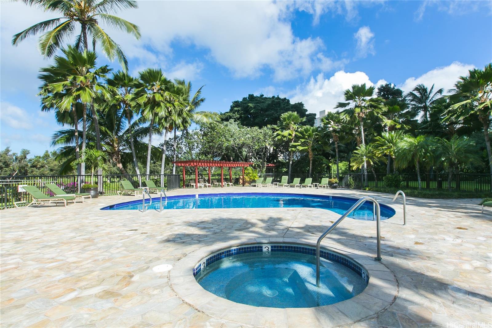 Plaza Landmark condo # 2502, Honolulu, Hawaii - photo 16 of 25