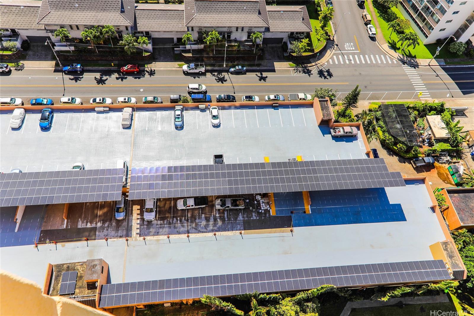 Plaza Landmark condo # 2502, Honolulu, Hawaii - photo 24 of 25