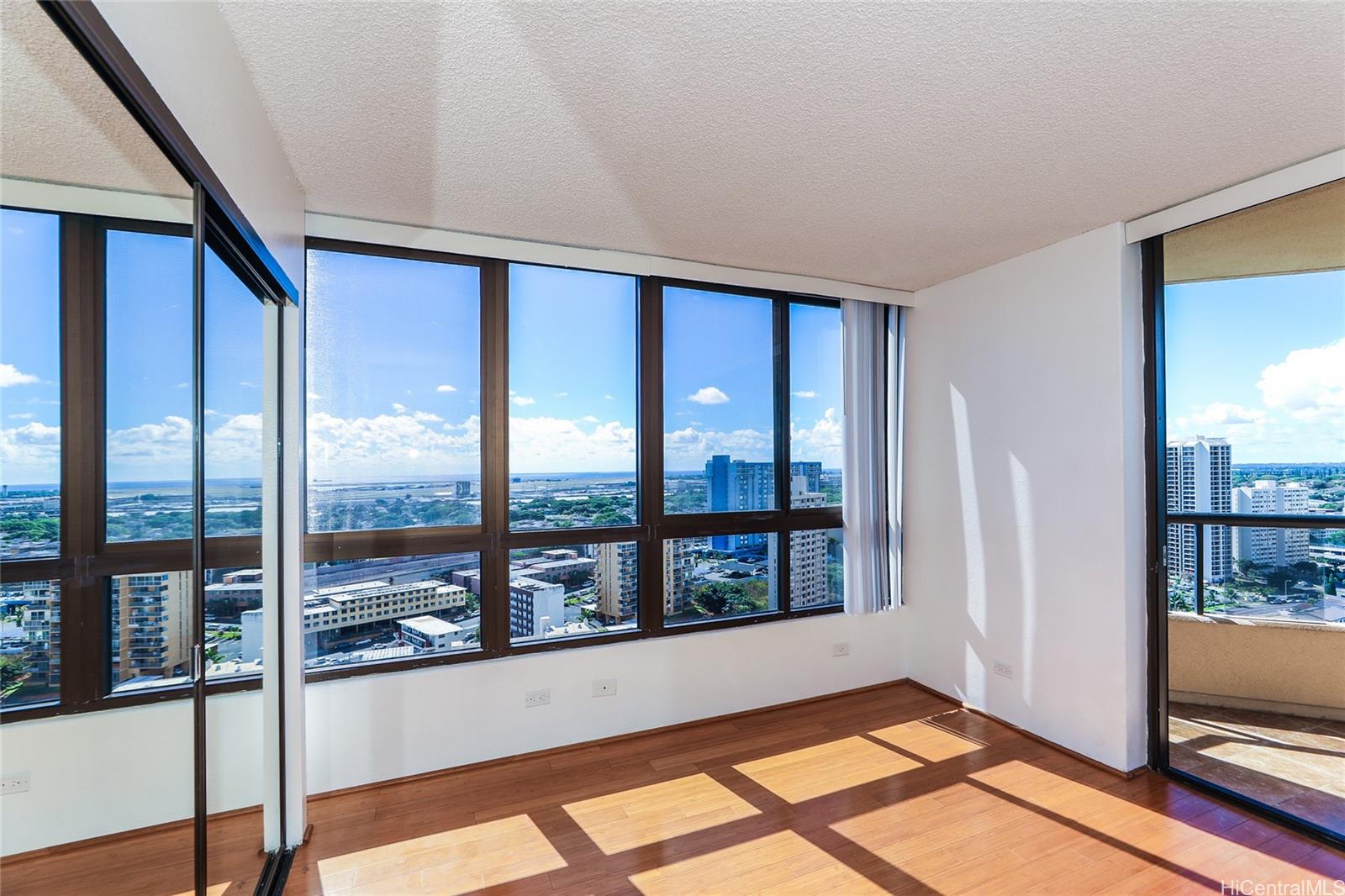 5333 Likini Street Honolulu - Rental - photo 17 of 25