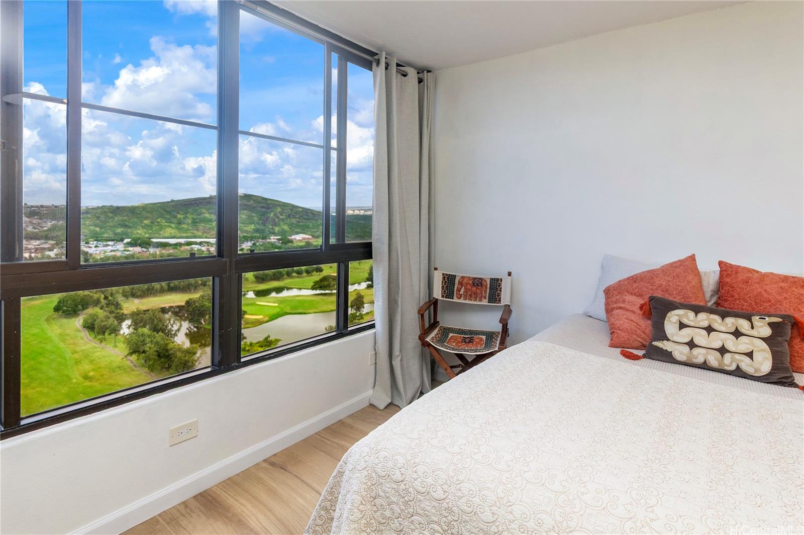 Plaza Landmark condo # 2603, Honolulu, Hawaii - photo 13 of 25