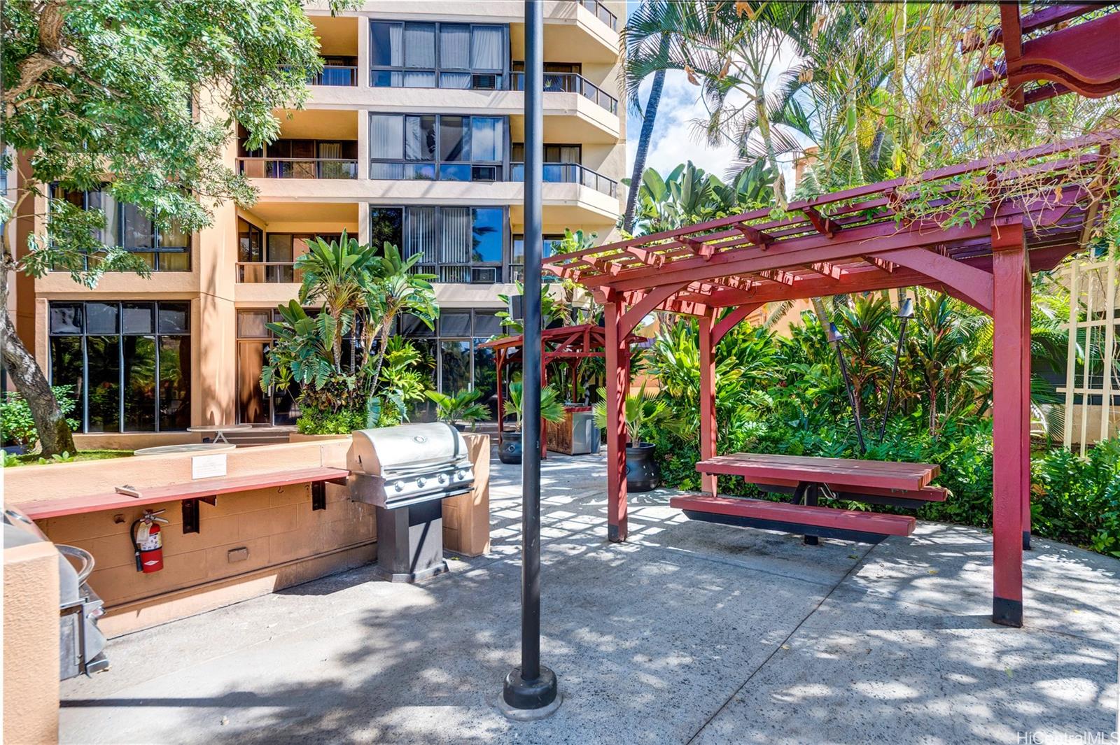 Plaza Landmark condo # 2603, Honolulu, Hawaii - photo 21 of 25