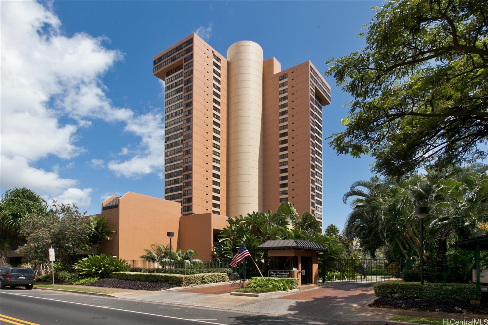 Plaza Landmark condo # 2903, Honolulu, Hawaii - photo 18 of 20