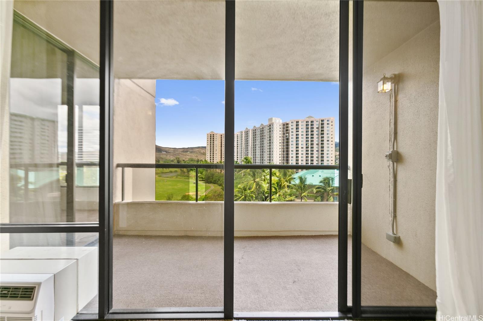 Plaza Landmark condo # 809, Honolulu, Hawaii - photo 15 of 25