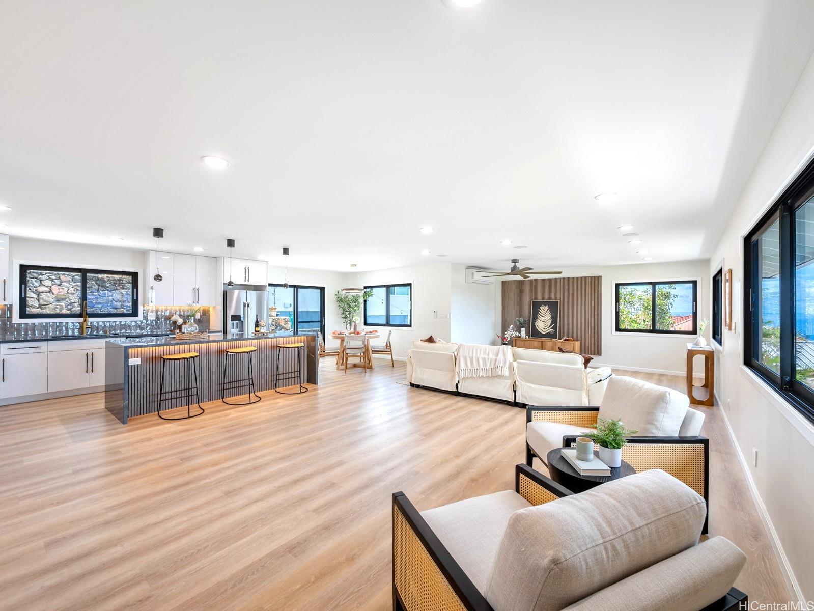 5333  Puahia Place Waialae Iki, Diamond Head home - photo 15 of 25