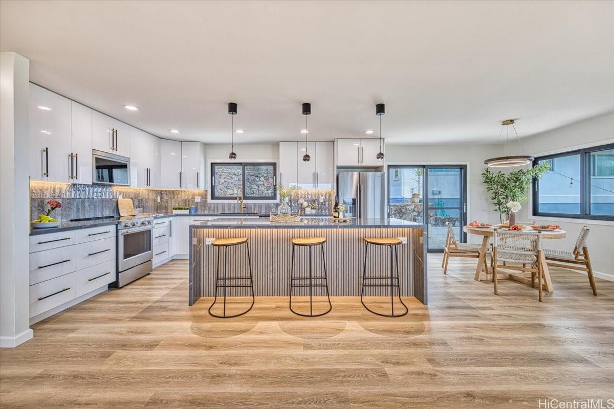 5333  Puahia Place Waialae Iki, Diamond Head home - photo 21 of 25