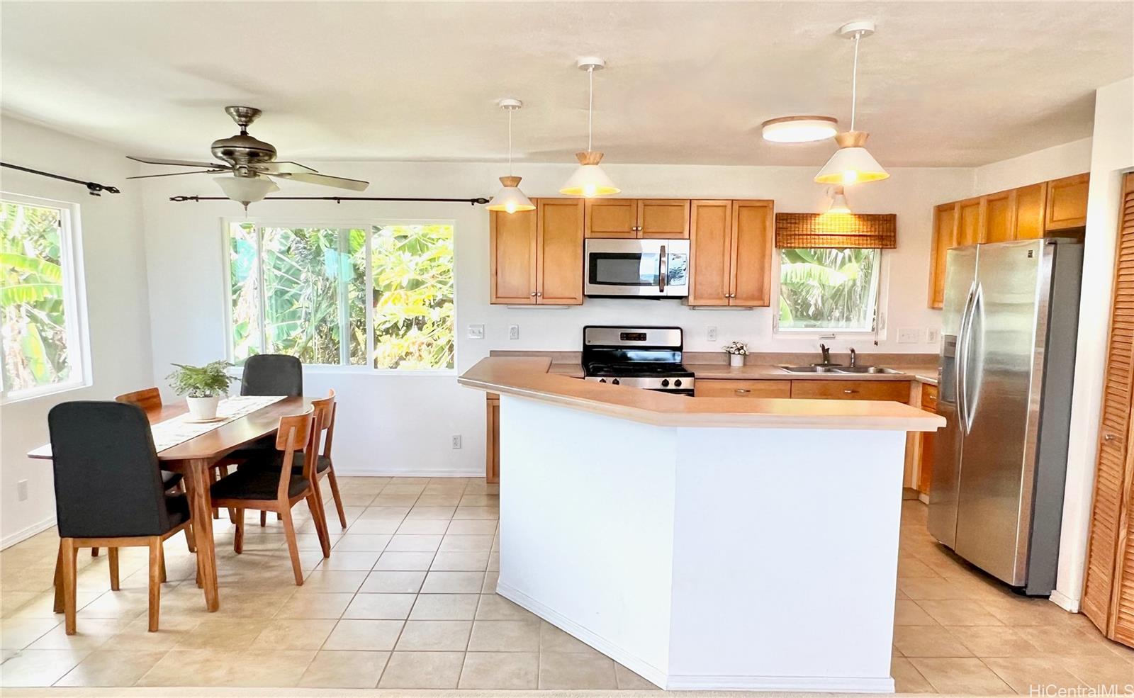 53-416  Kamehameha Hwy Punaluu, Kaneohe home - photo 8 of 25