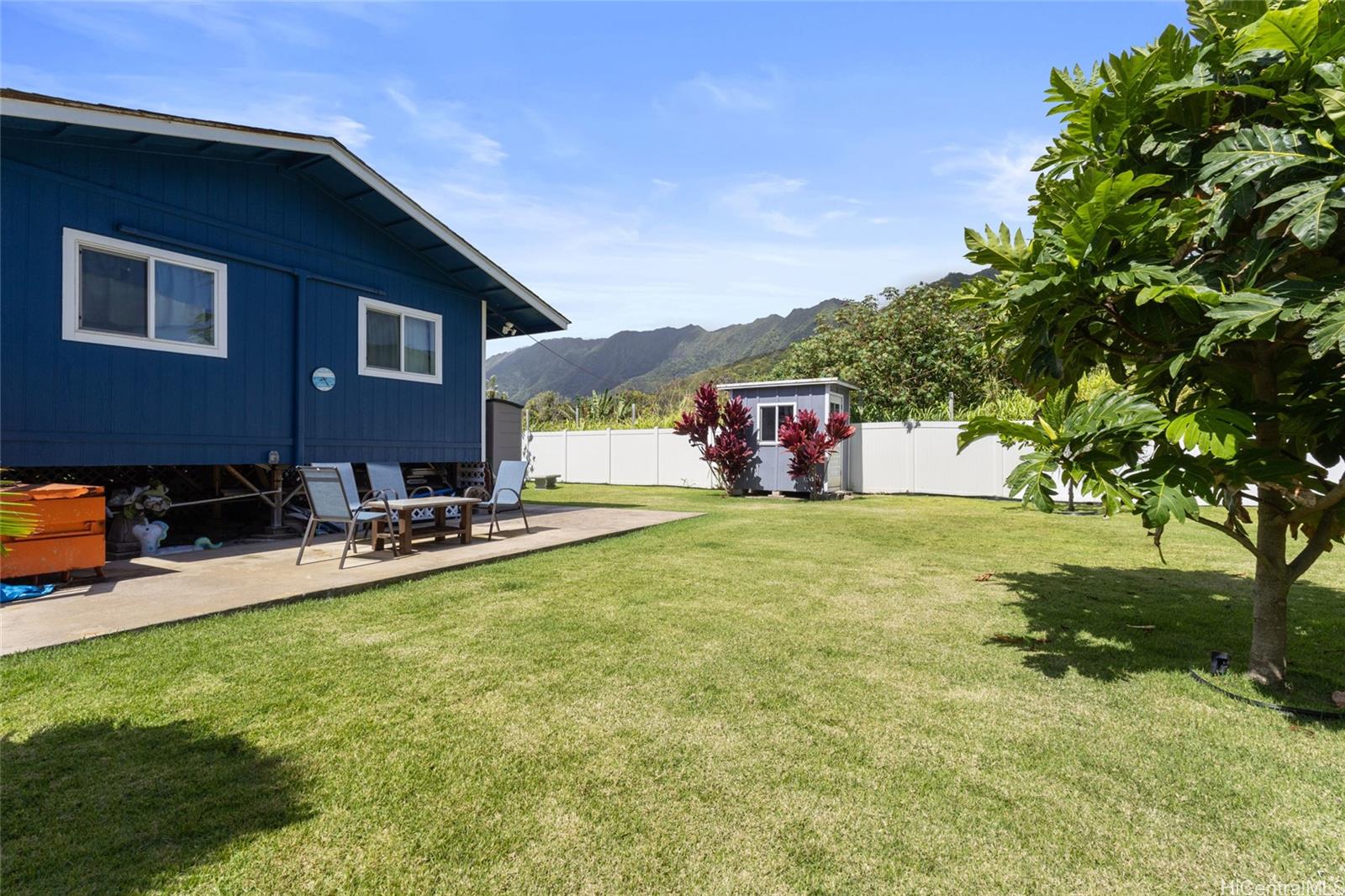 53-440  Kamehameha Hwy Punaluu, Kaneohe home - photo 5 of 23