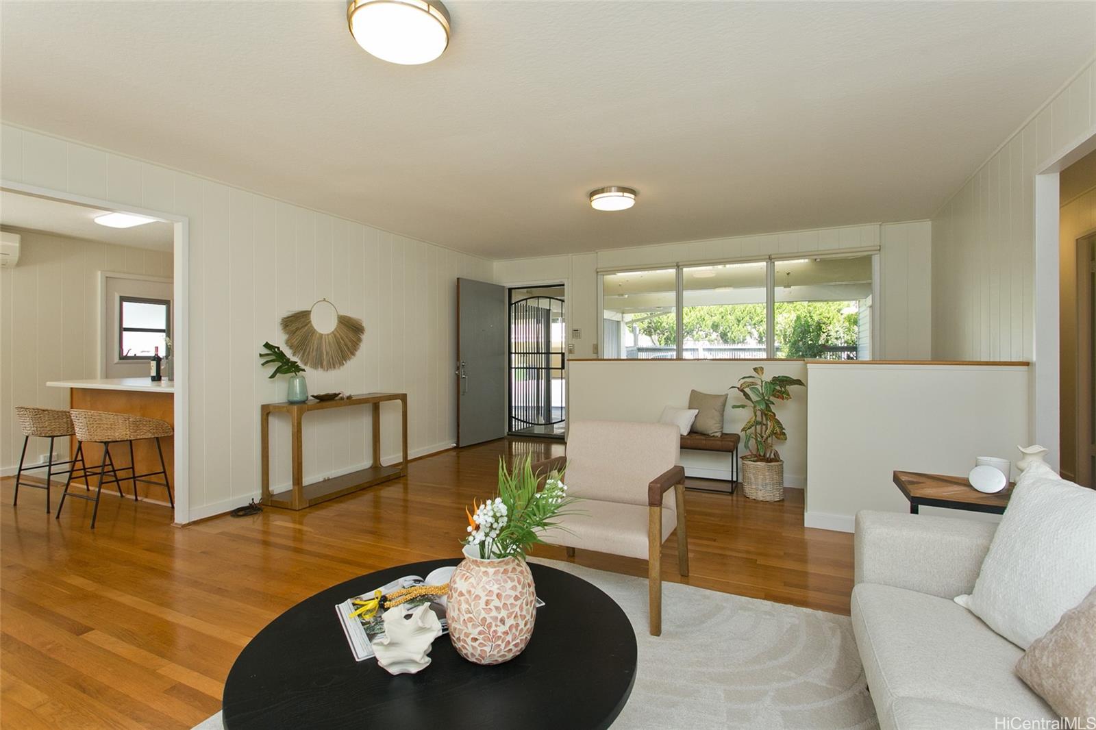 5347  Malu Place Waialae Nui Vly, Diamond Head home - photo 4 of 25
