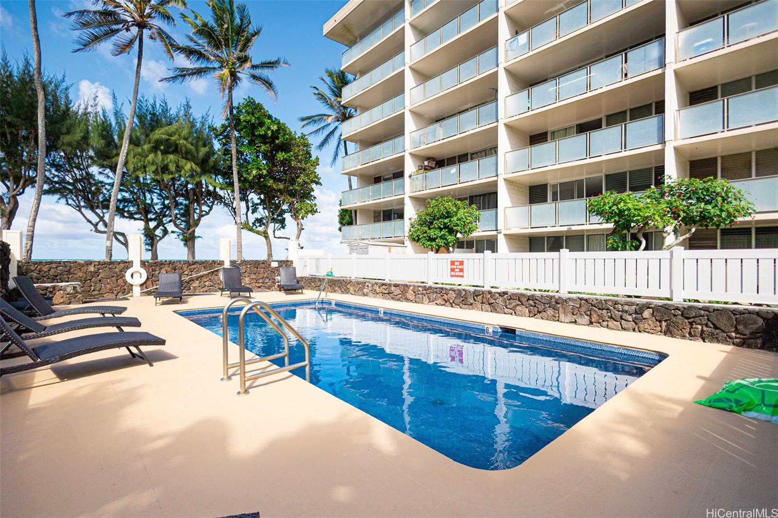 Hanohano Hale condo # 106, Hauula, Hawaii - photo 13 of 25