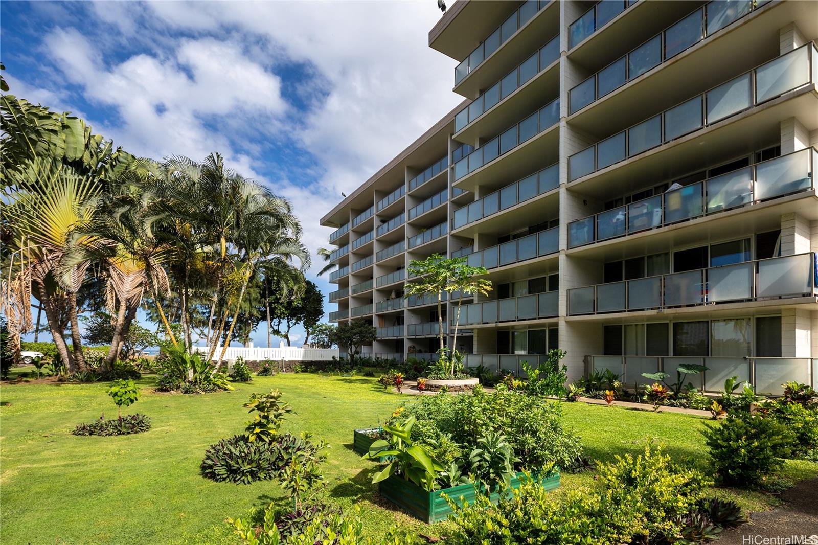 Hanohano Hale condo # 209, Hauula, Hawaii - photo 2 of 19