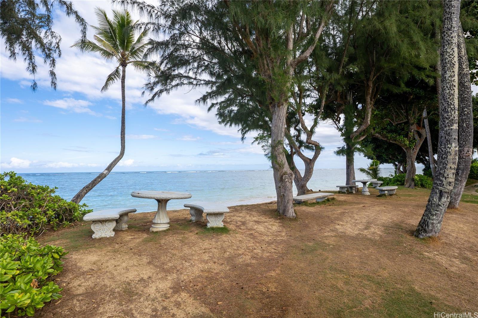 Hanohano Hale condo # 209, Hauula, Hawaii - photo 17 of 19