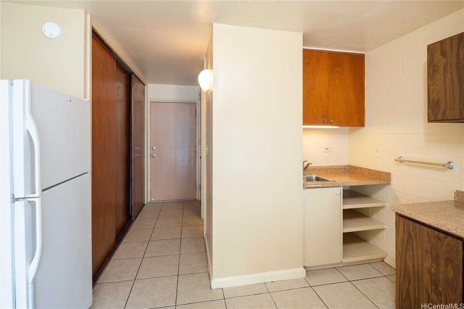 Hanohano Hale condo # 209, Hauula, Hawaii - photo 5 of 19