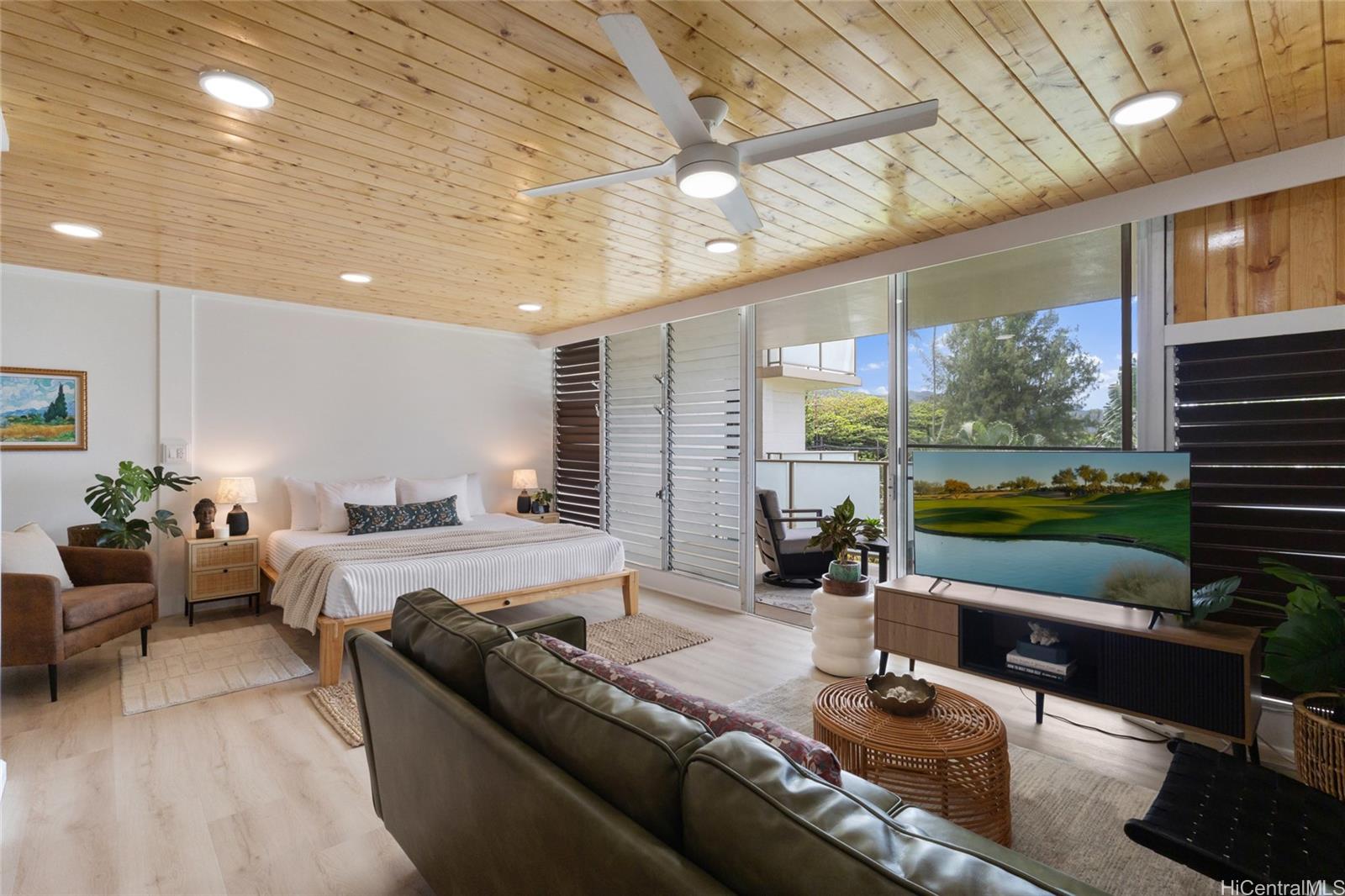 Hanohano Hale condo # 303, Hauula, Hawaii - photo 7 of 12