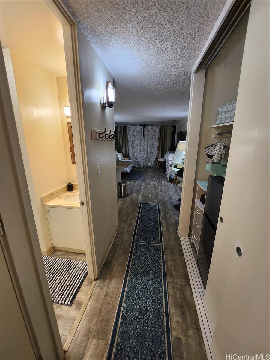 Hanohano Hale condo # 309, Hauula, Hawaii - photo 15 of 23