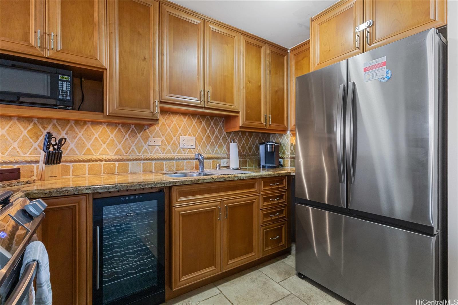 Hanohano Hale condo # 503, Hauula, Hawaii - photo 4 of 18