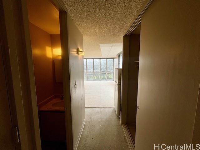 Hanohano Hale condo # 519, Hauula, Hawaii - photo 3 of 11