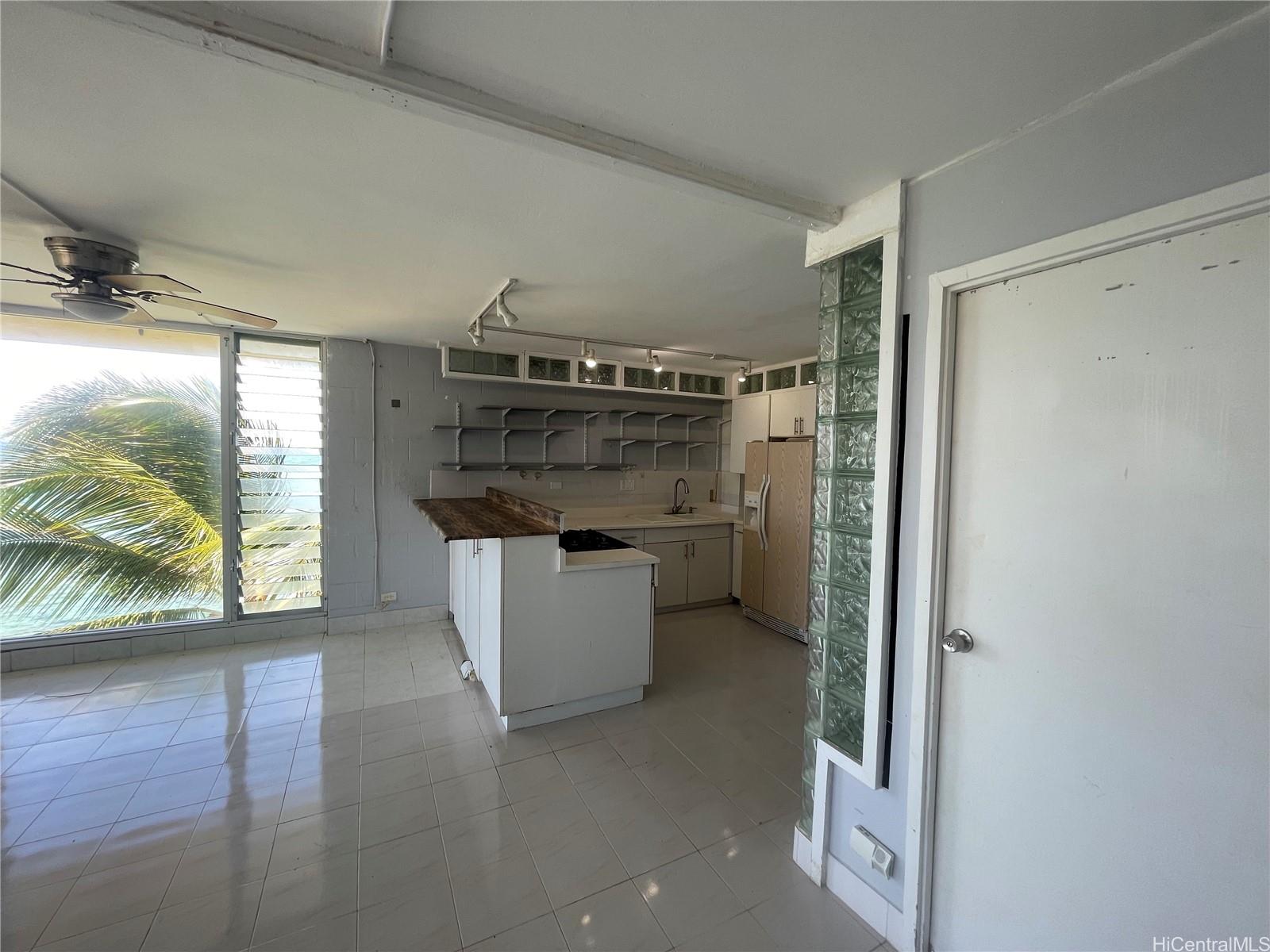 Hanohano Hale condo # 707, Hauula, Hawaii - photo 9 of 21