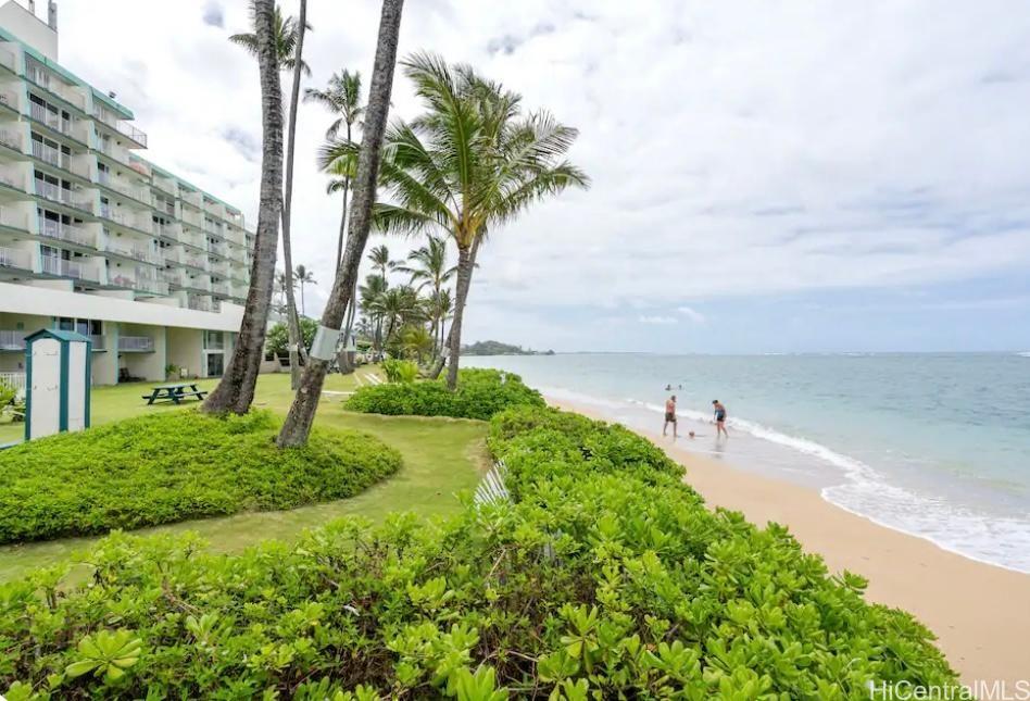 Pats at Punaluu condo # 306, Hauula, Hawaii - photo 3 of 17