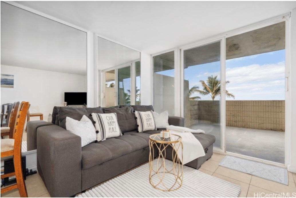 Pats At Punaluu condo # 404, Hauula, Hawaii - photo 2 of 11