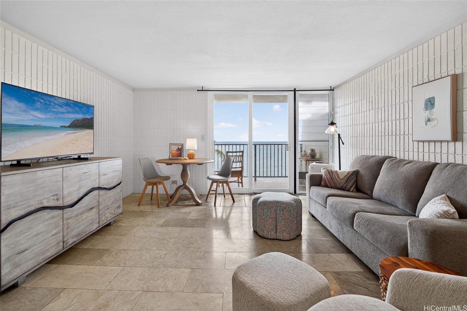 Pats At Punaluu condo # 503, Hauula, Hawaii - photo 4 of 21