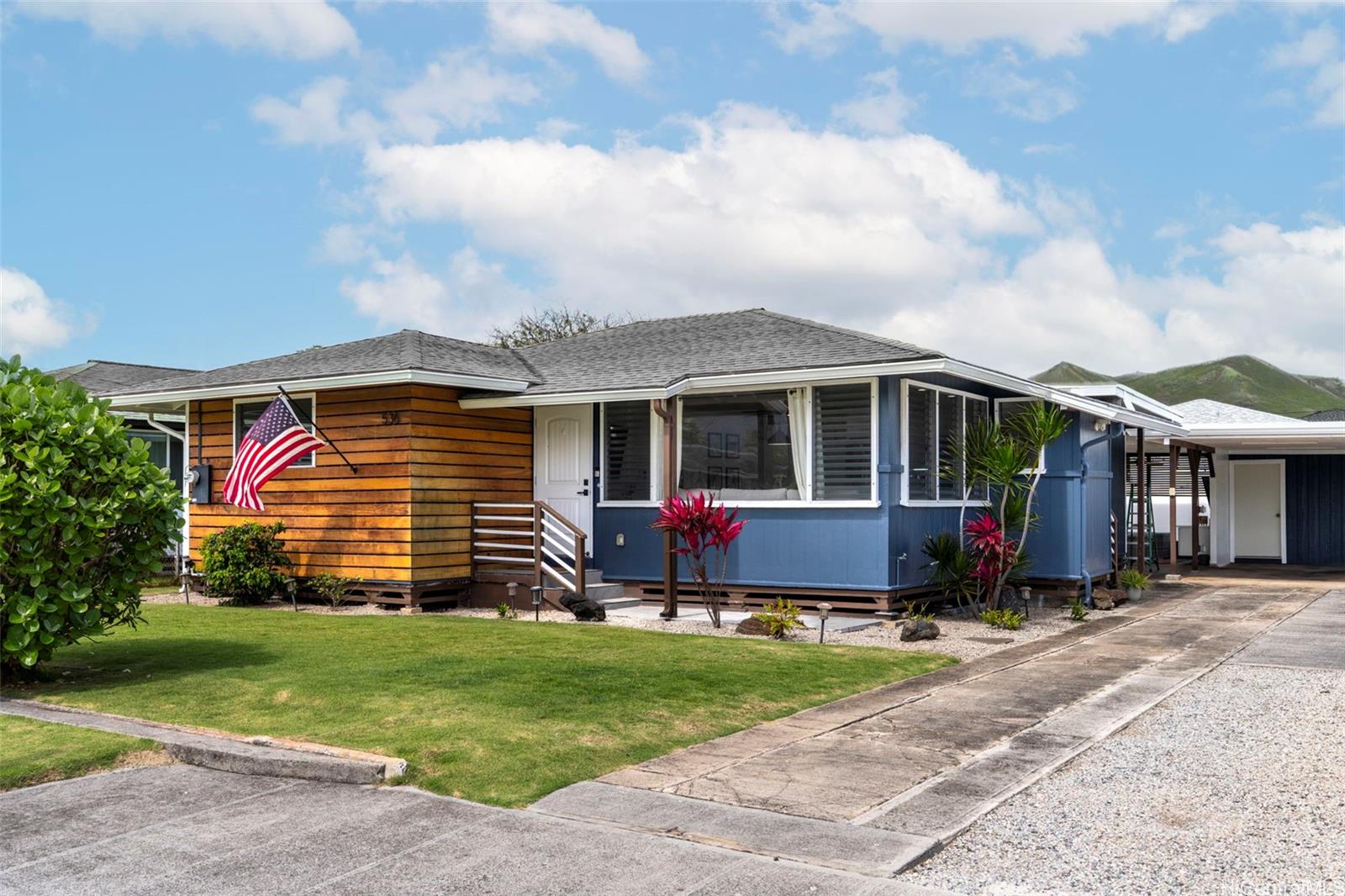 536  Olomana Street Coconut Grove, Kailua home - photo 3 of 25