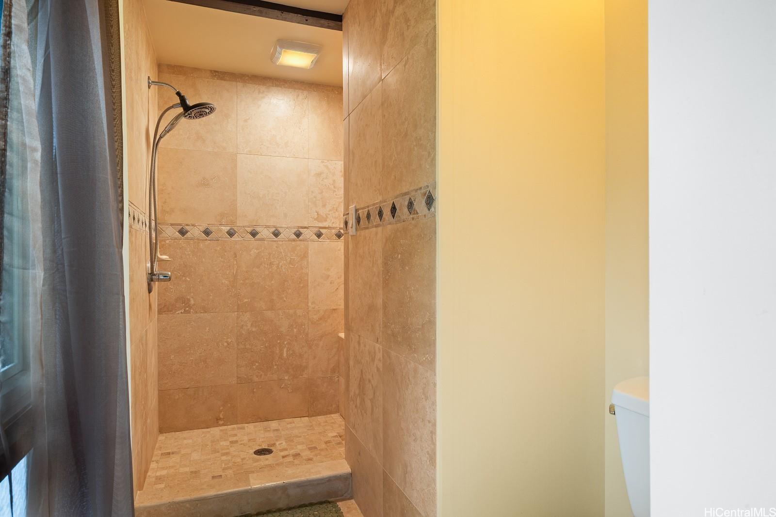 53-601  Kamehameha Hwy Punaluu, Kaneohe home - photo 13 of 25