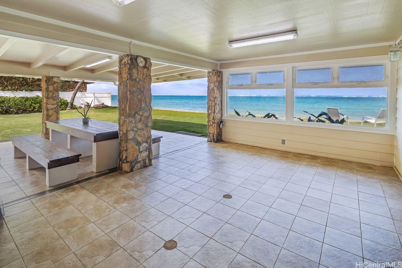 53-655  Kamehameha Hwy Punaluu, Kaneohe home - photo 5 of 21