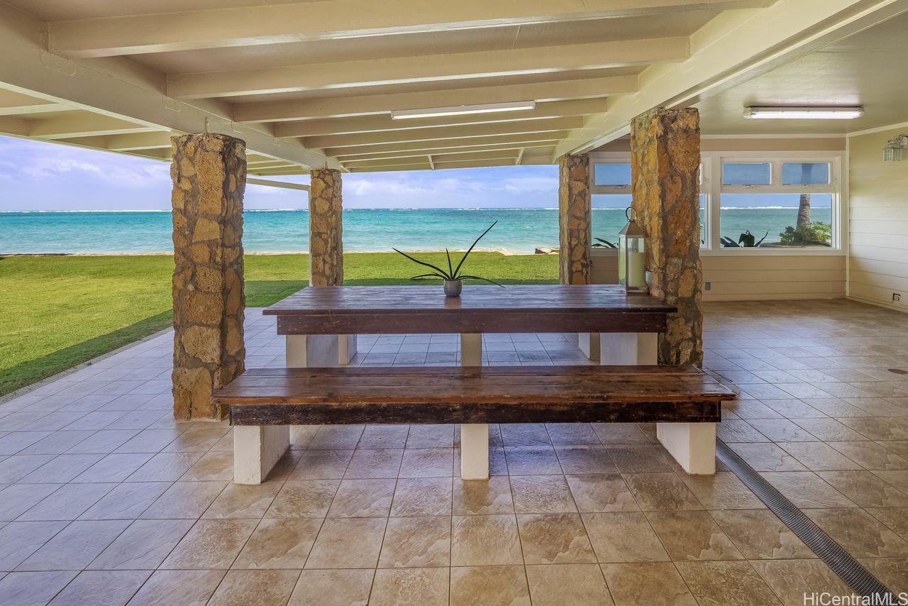 53-655  Kamehameha Hwy Punaluu, Kaneohe home - photo 6 of 21