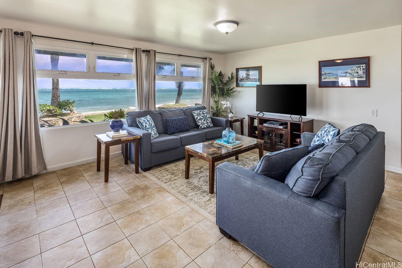 53-655  Kamehameha Hwy Punaluu, Kaneohe home - photo 8 of 21